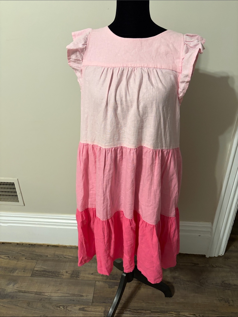 Women’s Pink Tiered Ruffle Sleeve Dress